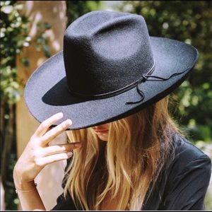 Lack of color Eastwood hat 100% wool size M